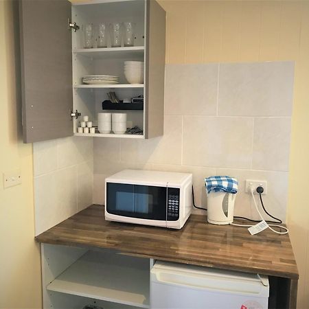 Toukley Motor Inn Bagian luar foto